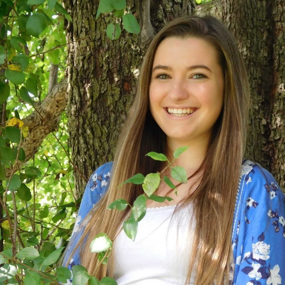 Meet your Posher, Katina